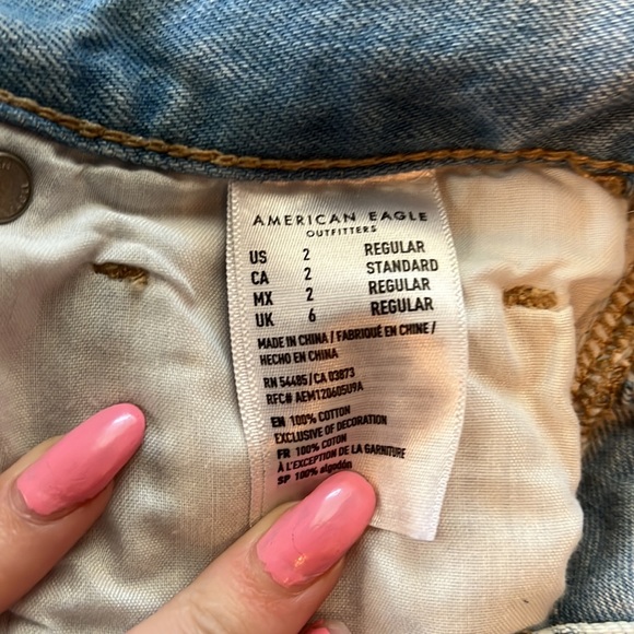 American Eagle Womens Mom Jeans - Picture 3 of 4